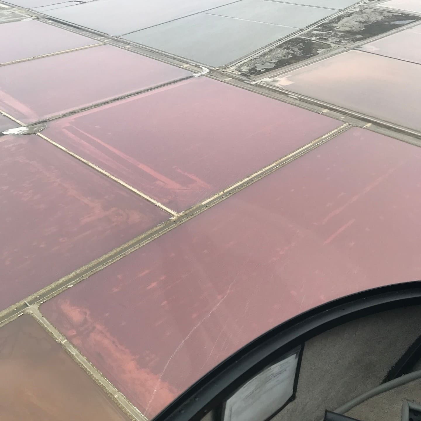 Bonjour à tous ! Aujourd'hui, nous avons effectué un convoyage de notre R44 entre Aix-en-Provence et Cournonsec, en passant par l'atelier pour un entretien programmé. Malheureusement, le temps était u…